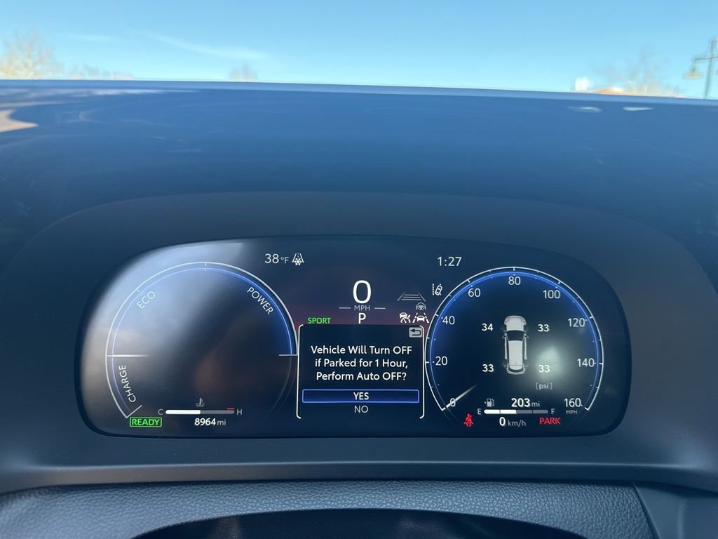 Used 2025 Toyota Crown Signia XLE image 18