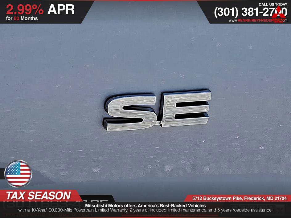 Used 2025 Mitsubishi Outlander SE image 23