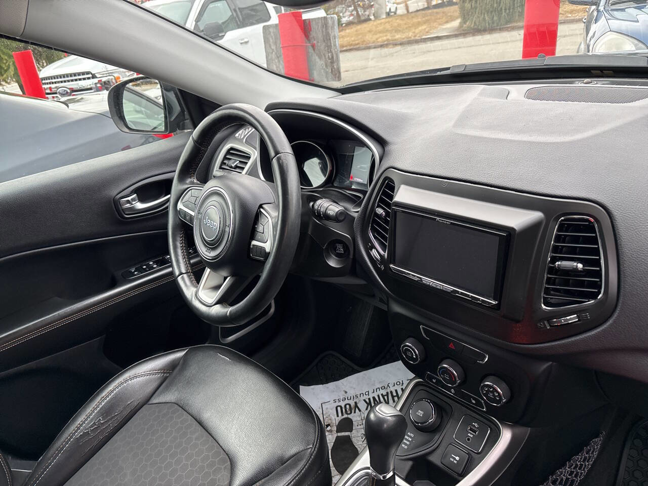 Used 2018 Jeep Compass Latitude w/ Cold Weather Group image 29