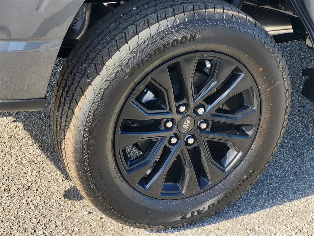 New 2025 Ford F150 Lariat w/ Equipment Group 502A High image 5