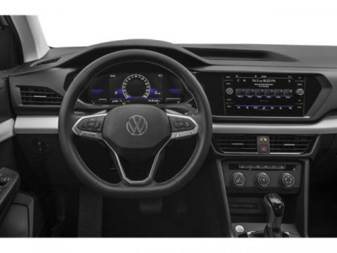 Used 2024 Volkswagen Taos SE w/ Panoramic Sunroof Package image 10