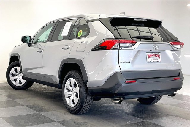 Used 2024 Toyota RAV4 LE image 10