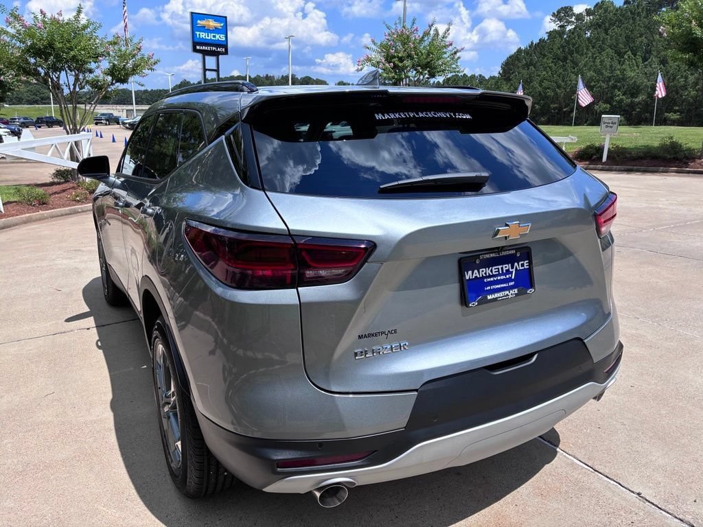 New 2026 Chevrolet Blazer LT w/ Convenience Package FWD image 13