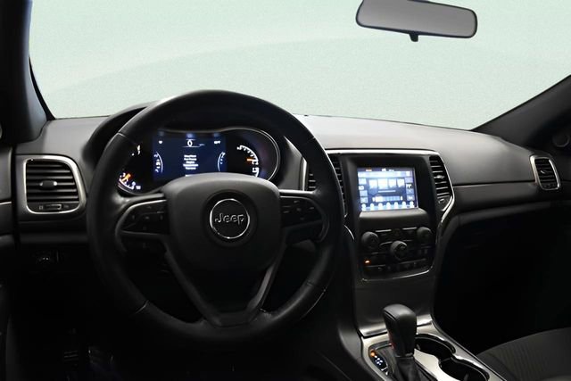 Used 2018 Jeep Grand Cherokee Laredo image 25