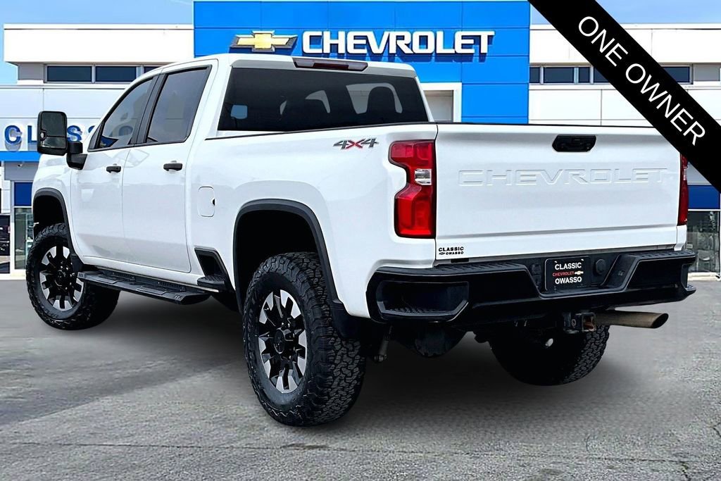 Used 2020 Chevrolet Silverado 2500 Custom w/ Custom Value Package image 4