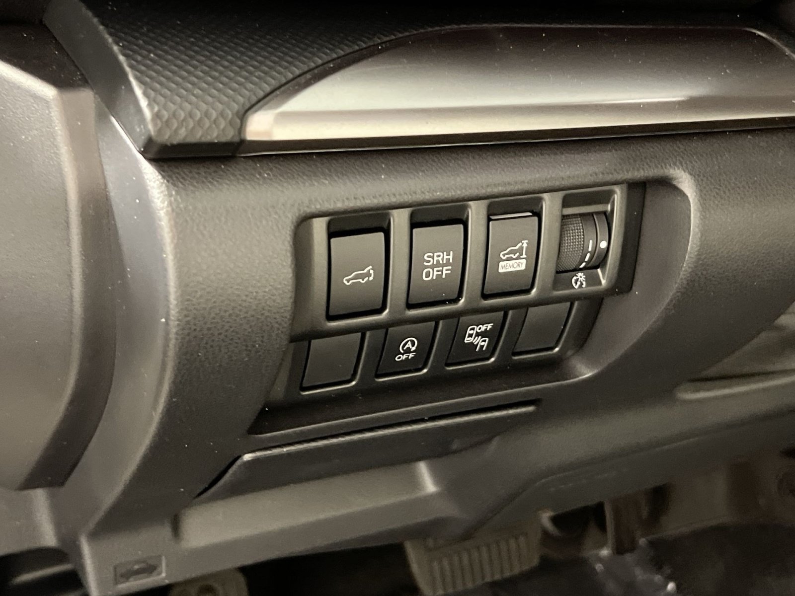 Used 2024 Subaru Forester Premium AWD/4WD image 32