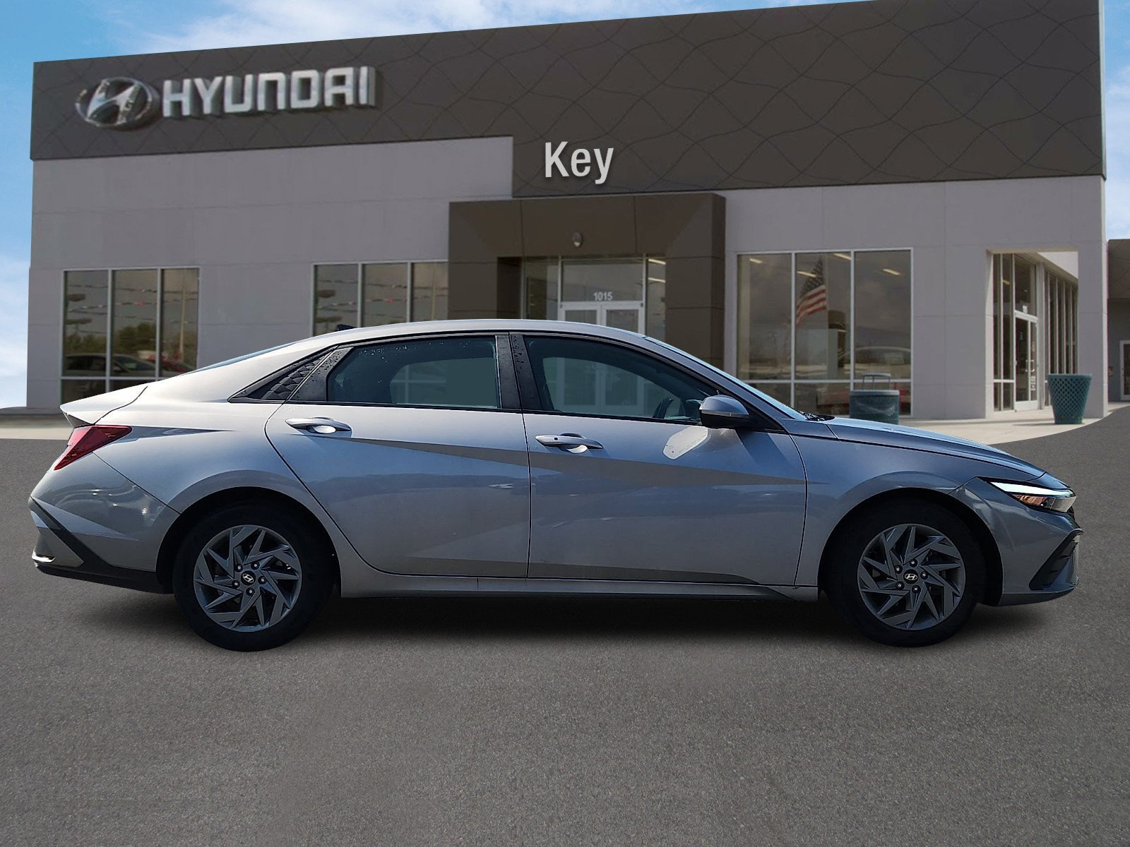 Certified 2024 Hyundai Elantra SEL FWD image 3