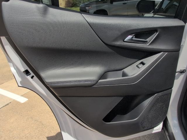 New 2026 Chevrolet Equinox LT w/ LPO, Floor Liner Package FWD image 9
