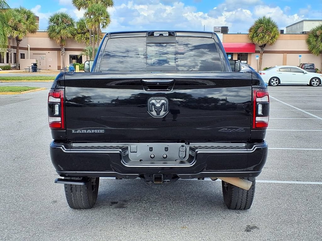 Used 2022 RAM 2500 Laramie w/ Night Edition AWD/4WD image 6