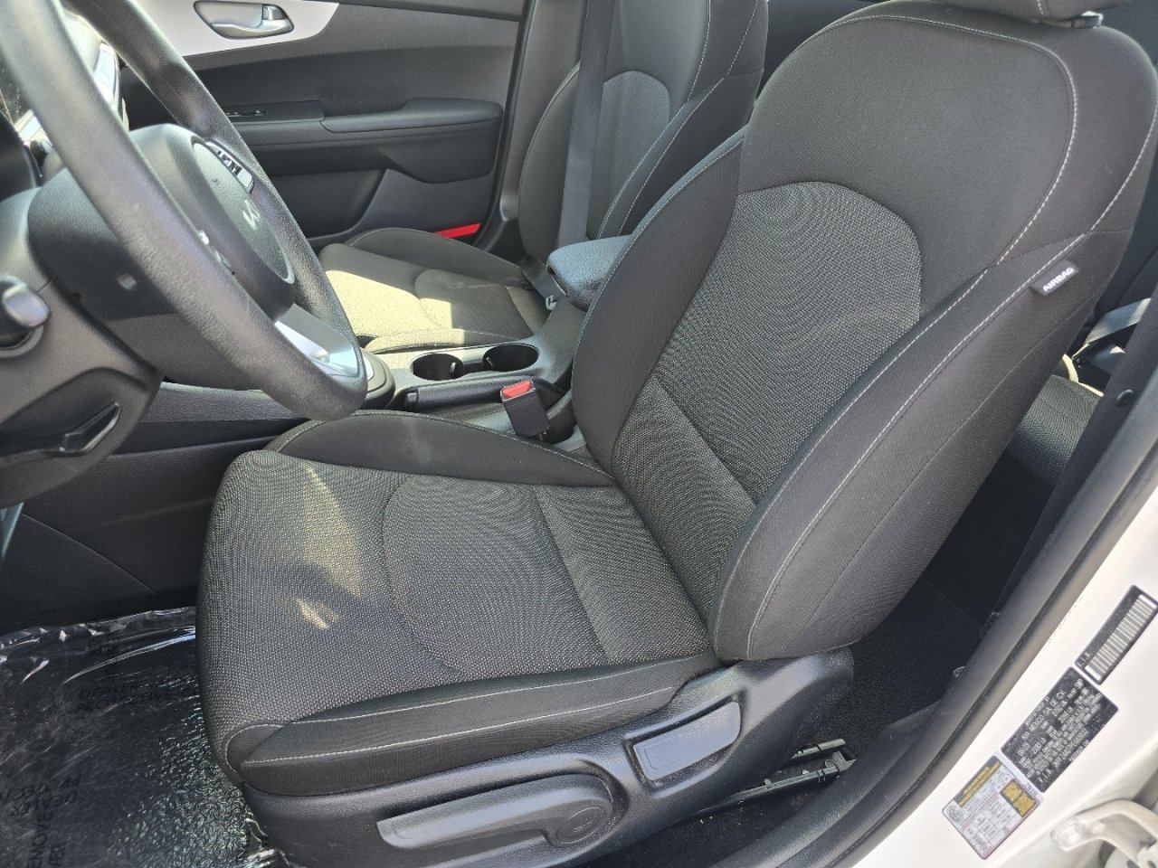 Used 2023 Kia Forte LXS w/ LXS Technology Package FWD image 19
