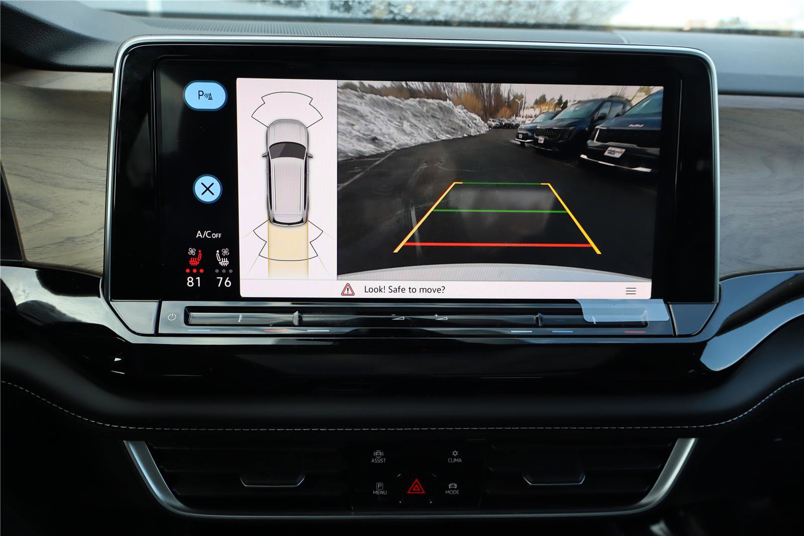 New 2026 Volkswagen Atlas SE image 20