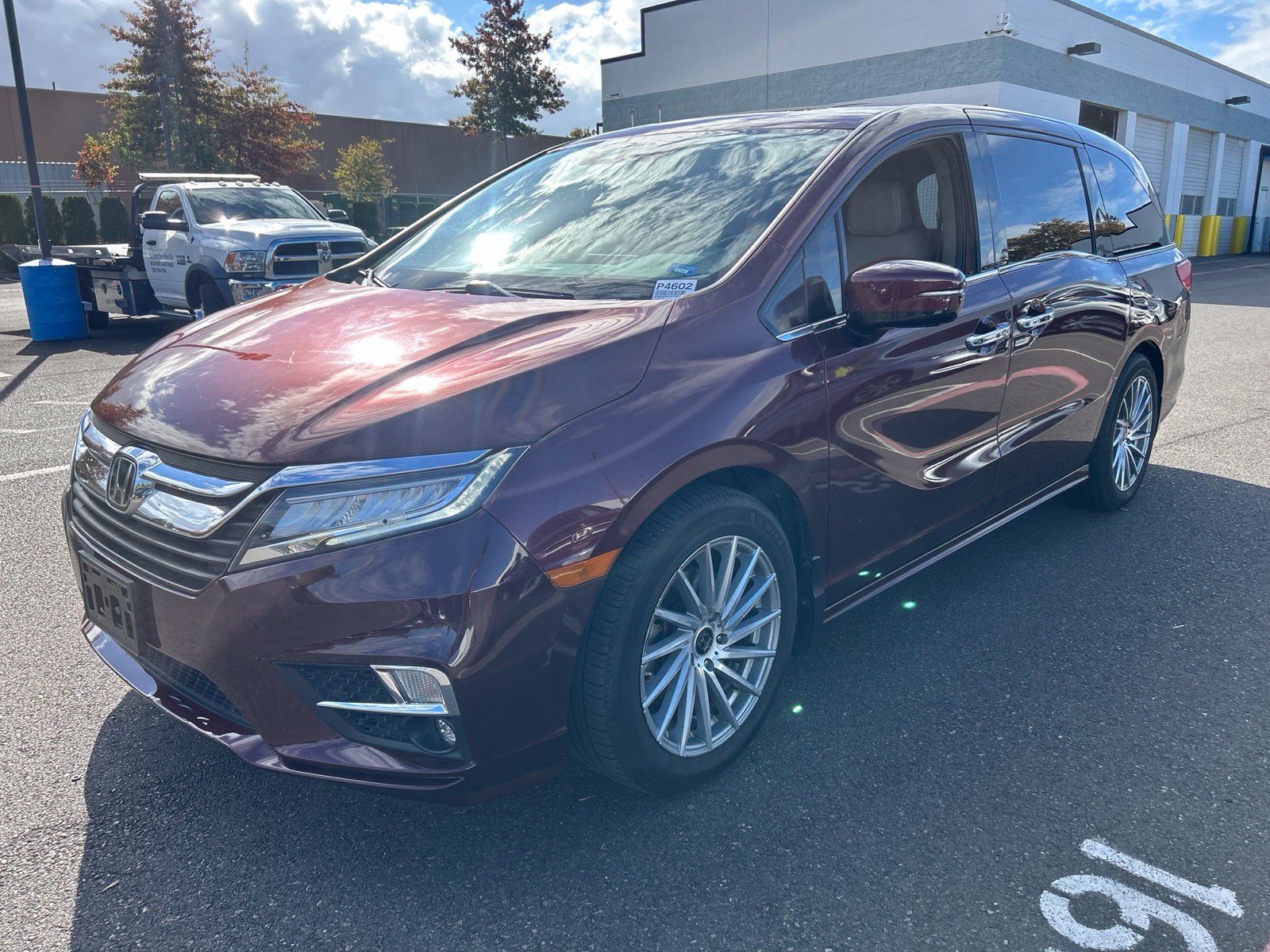 Used 2018 Honda Odyssey Elite image 1