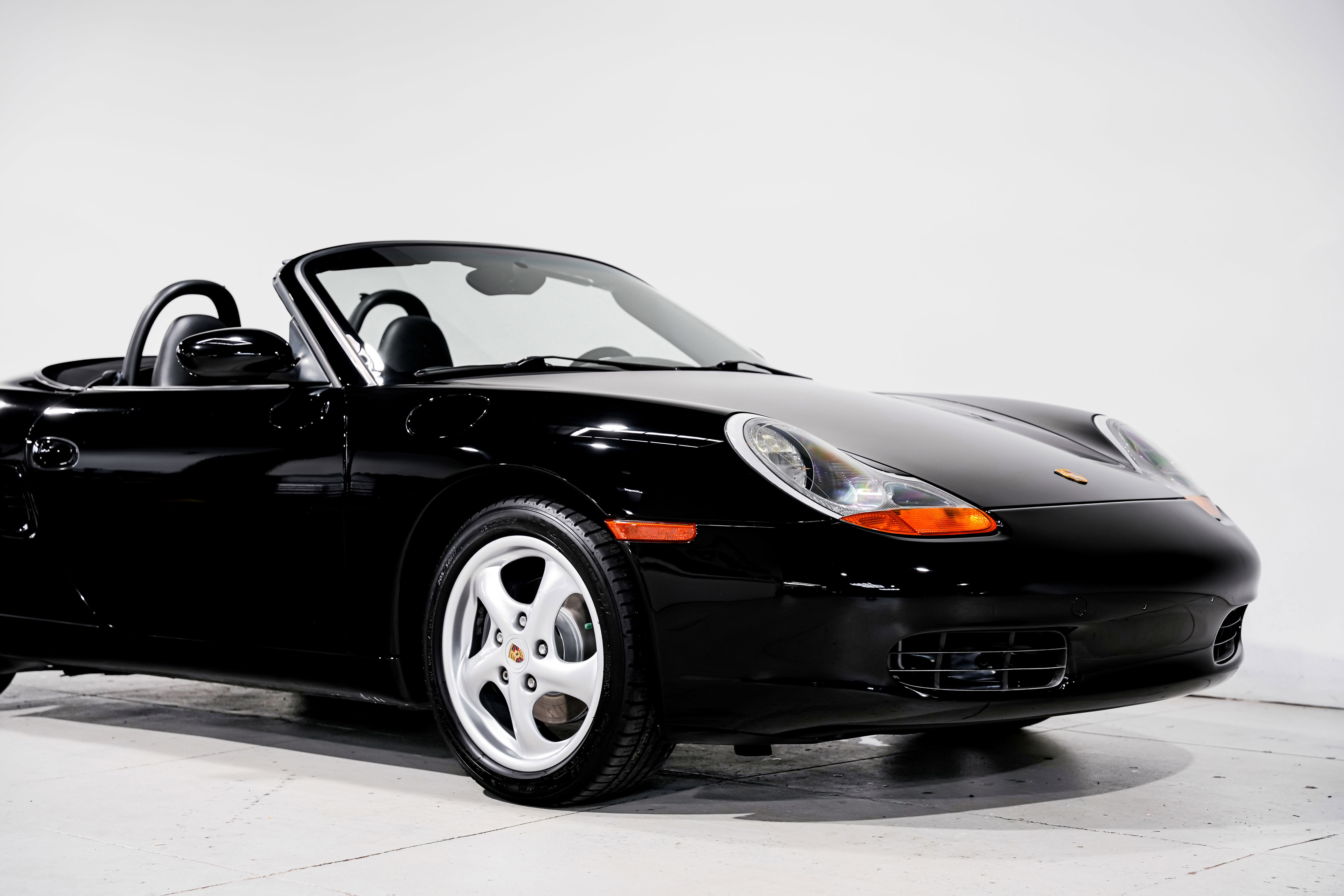 Used 2000 Porsche Boxster image 34