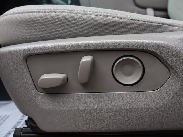 Certified 2022 Chevrolet Silverado 1500 RST image 41