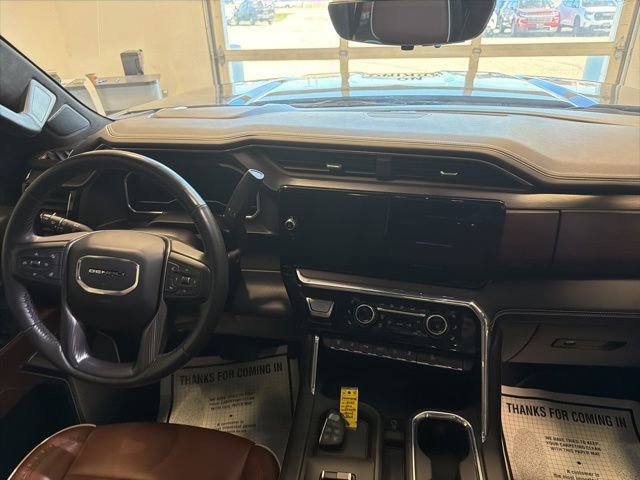 Used 2024 GMC Sierra 3500 Denali Ultimate image 27