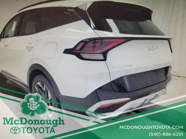 Used 2023 Kia Sportage SX image 9