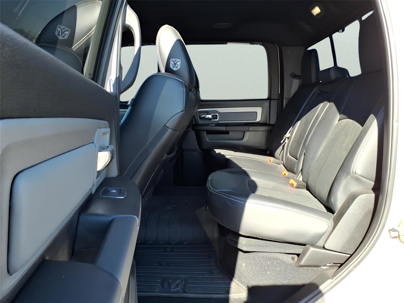 Used 2018 RAM 2500 Power Wagon w/ Leather & Luxury Group image 4