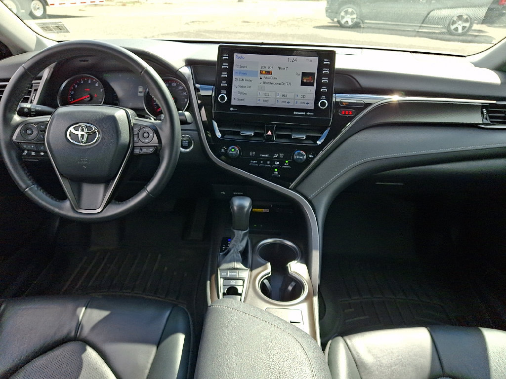 Used 2022 Toyota Camry XSE w/ Carpet Mat Package (TMS) AWD/4WD image 16