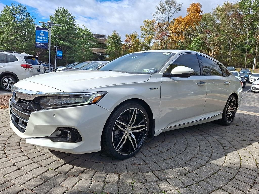 Used 2022 Honda Accord Touring image 3