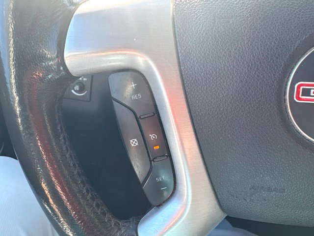 Used 2012 GMC Acadia SLE FWD image 12
