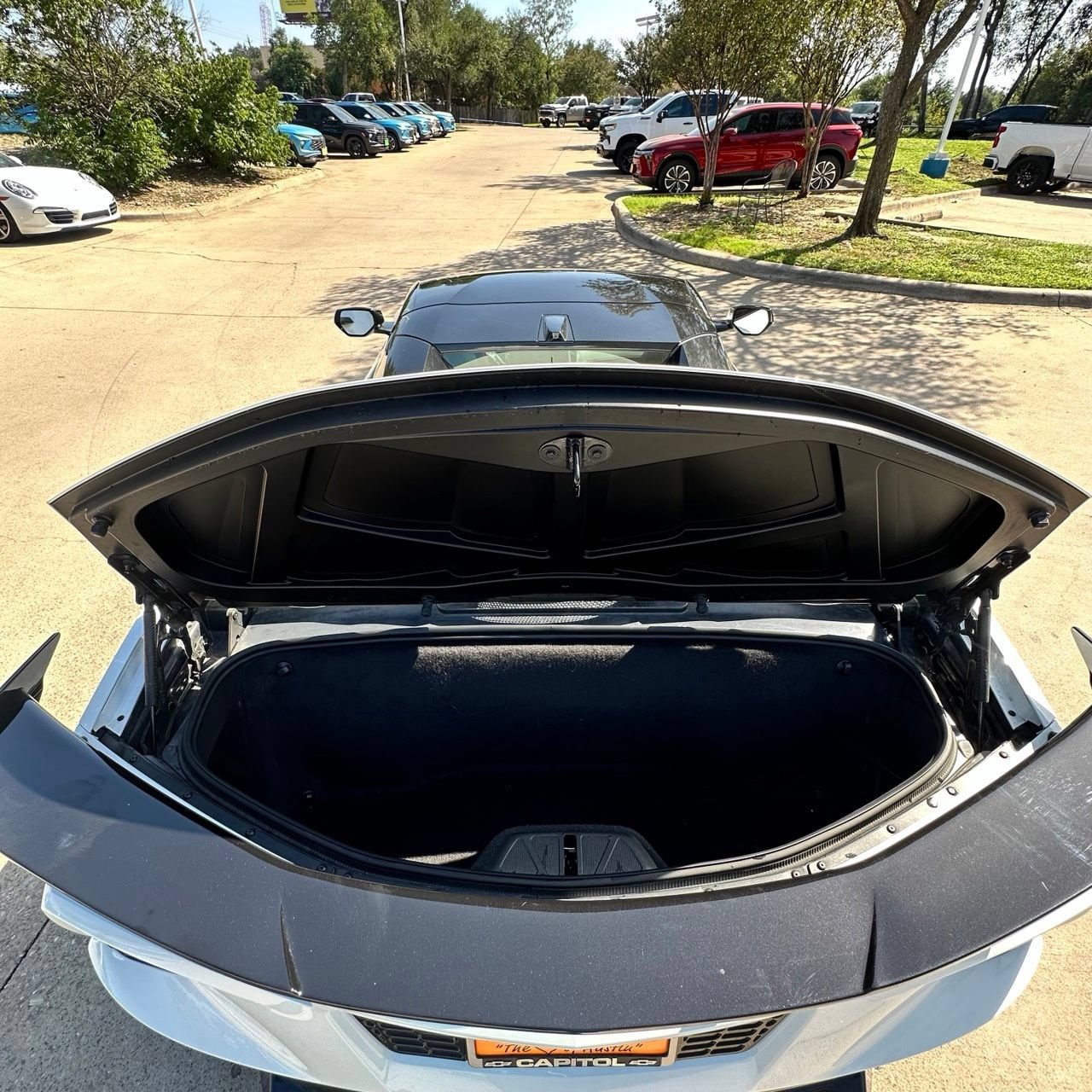 Used 2021 Chevrolet Corvette Stingray Convertible w/ Z51 Performance Package RWD image 26