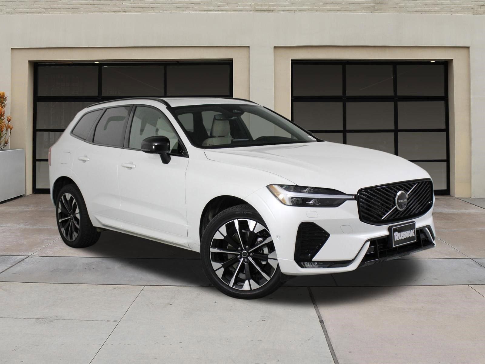 Certified 2026 Volvo XC60 B5 Plus w/ Protection Package Premier AWD/4WD image 34