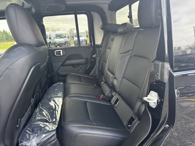 New 2026 Jeep Gladiator Sport AWD/4WD image 18