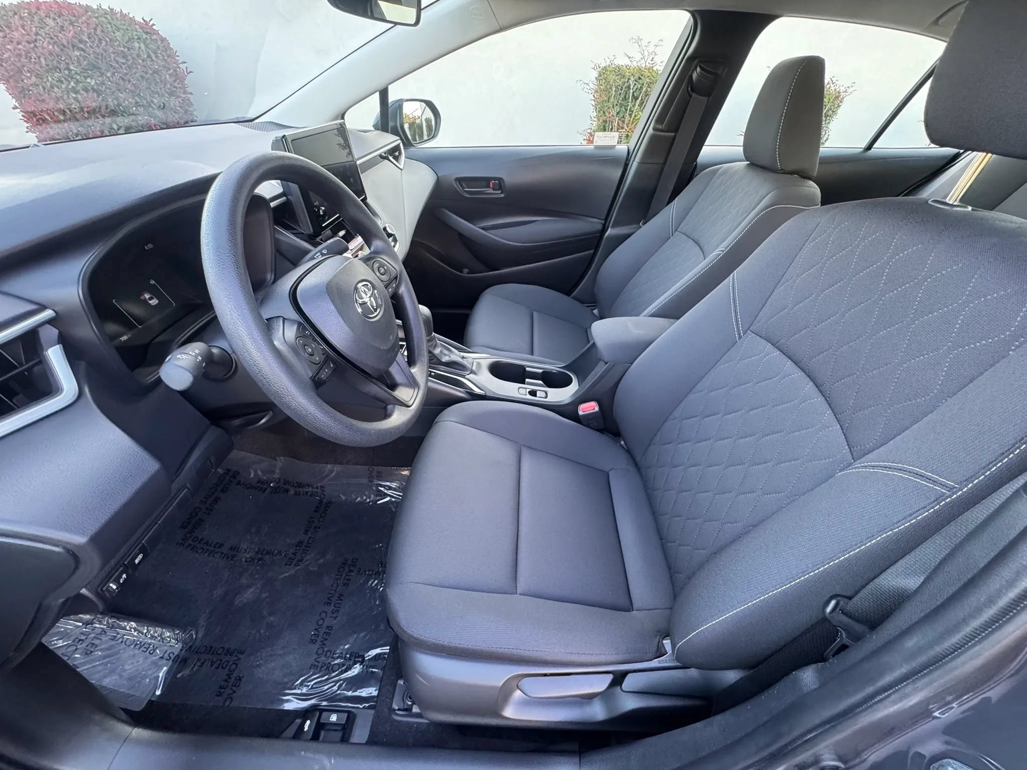 Used 2026 Toyota Corolla LE FWD image 11