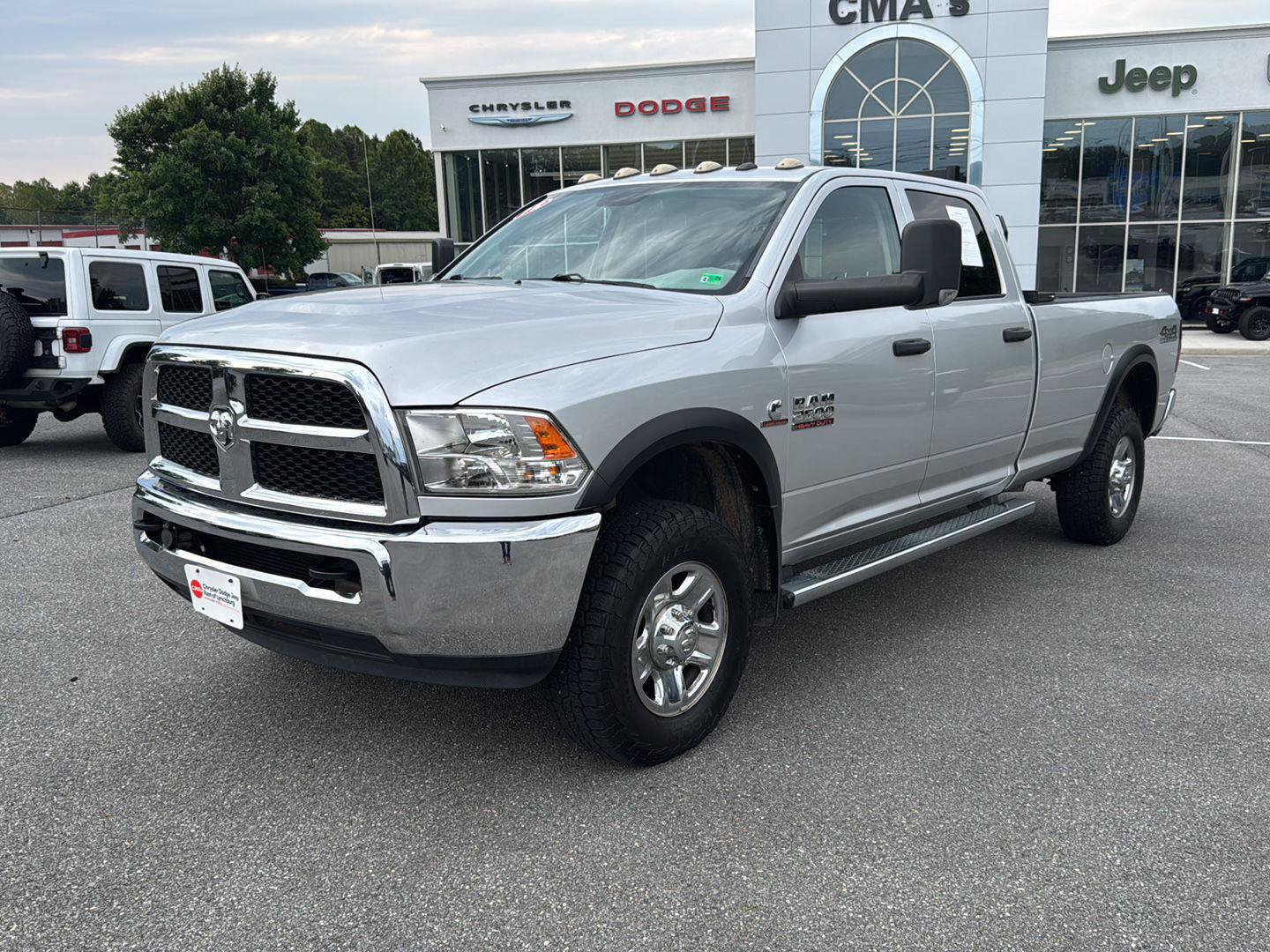 Used 2018 RAM 2500 Tradesman w/ Chrome Appearance Group