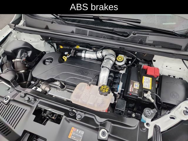 Used 2022 Chevrolet Trax LT w/ LT Convenience Package image 16