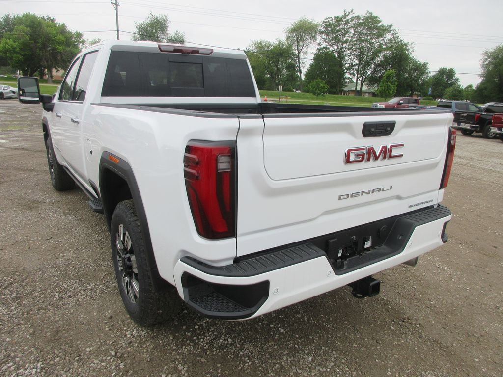 New 2026 GMC Sierra 2500 Denali w/ Denali Reserve Package AWD/4WD image 9