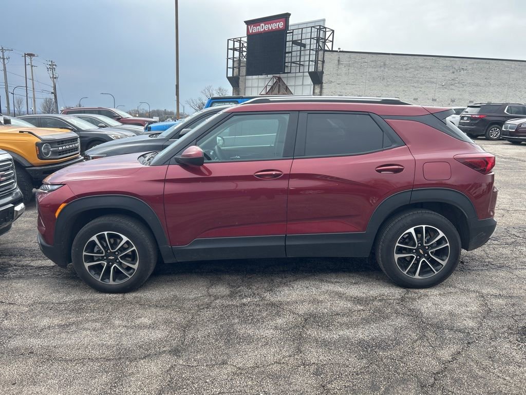 Used 2025 Chevrolet TrailBlazer LT image 4