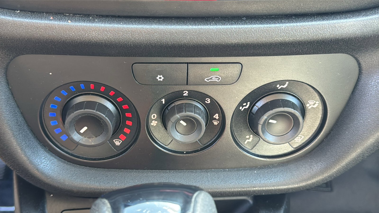 Used 2021 RAM ProMaster City Tradesman SLT w/ Window Group 05 FWD image 18