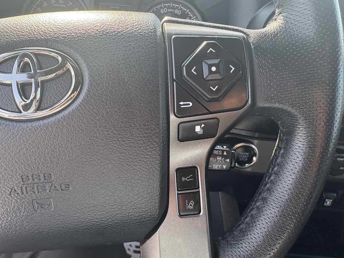 Used 2019 Toyota Tacoma TRD Sport image 35