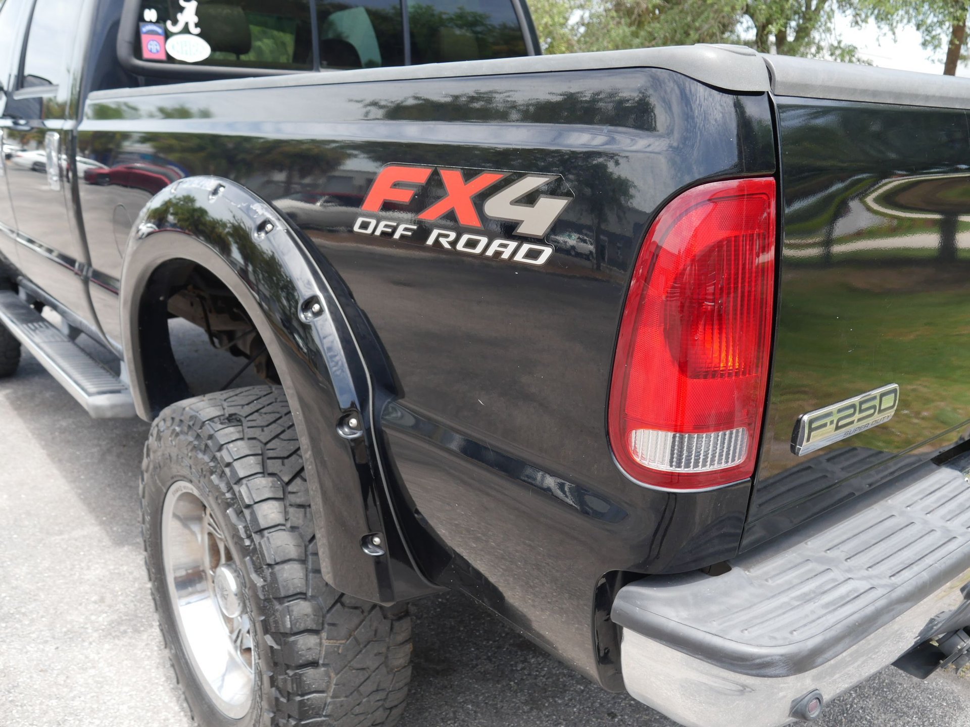 Used 2006 Ford F250 4x4 Crew Cab Super Duty image 34
