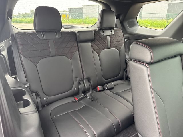 Used 2026 Honda Pilot Black Edition image 13