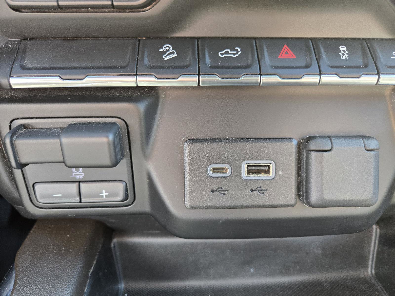 Used 2022 GMC Sierra 2500 SLT w/ SLT Convenience Package image 44