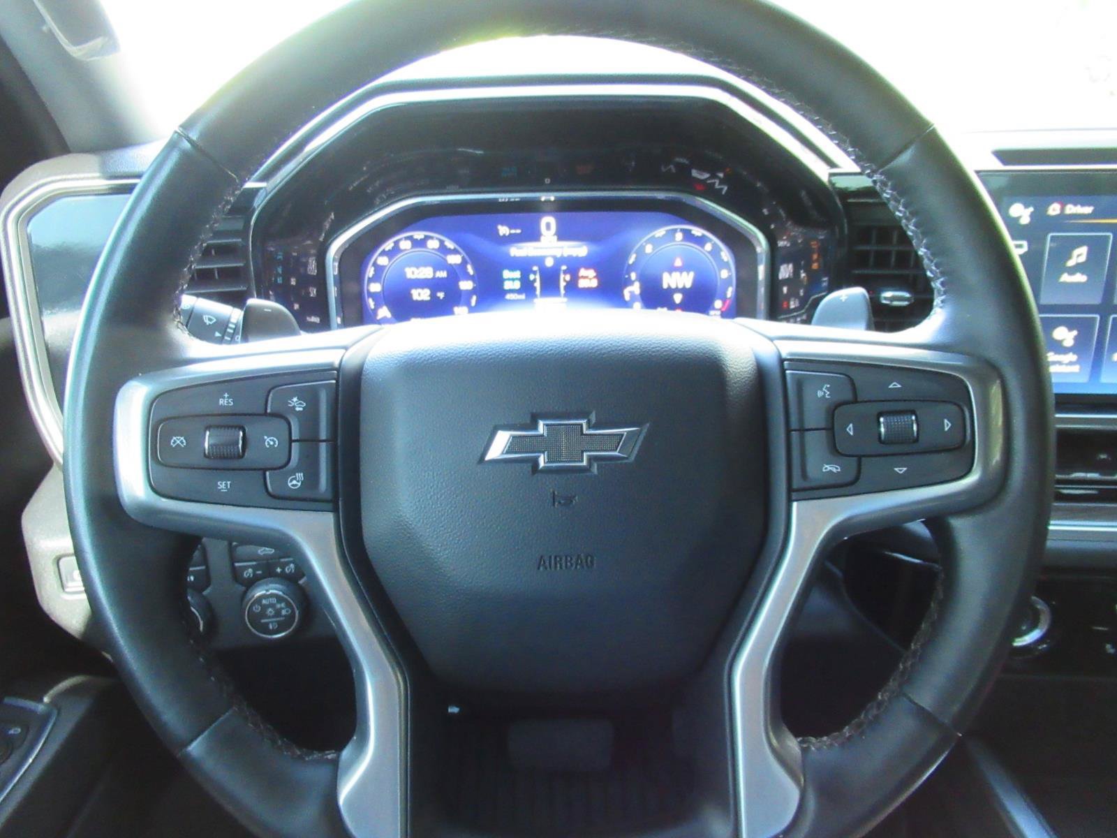 Used 2023 Chevrolet Silverado 1500 RST AWD/4WD image 25
