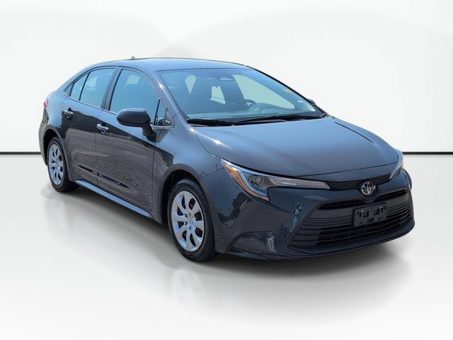 Used 2024 Toyota Corolla LE FWD image 4