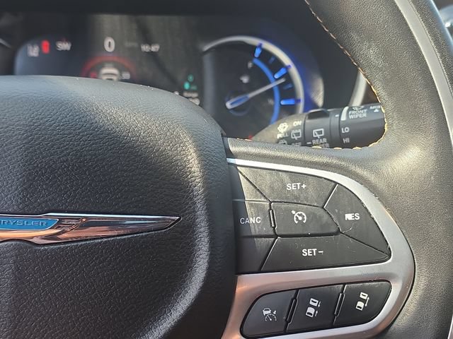 Used 2021 Chrysler Pacifica Pinnacle FWD image 19