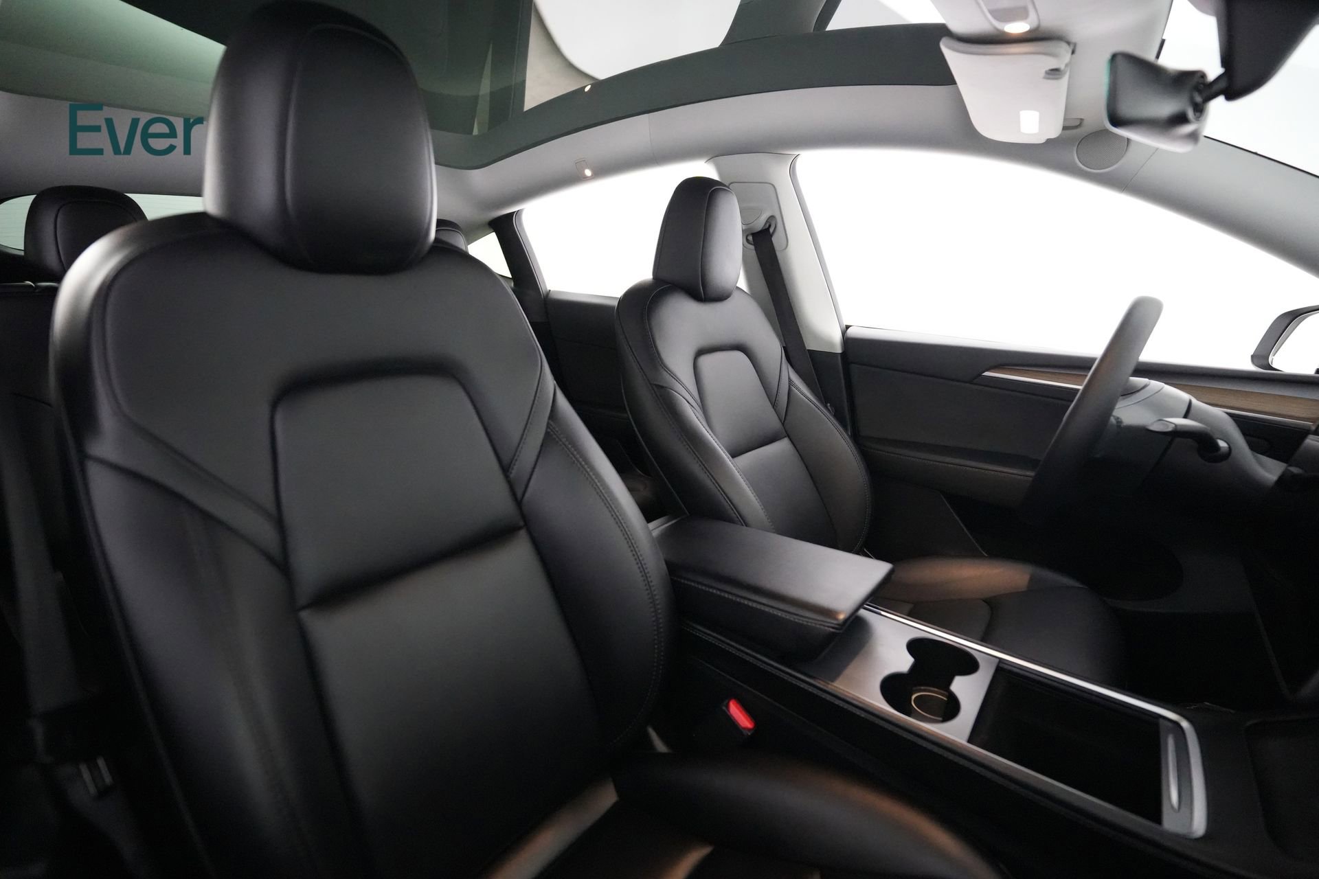 Used 2024 Tesla Model Y Long Range AWD/4WD image 23
