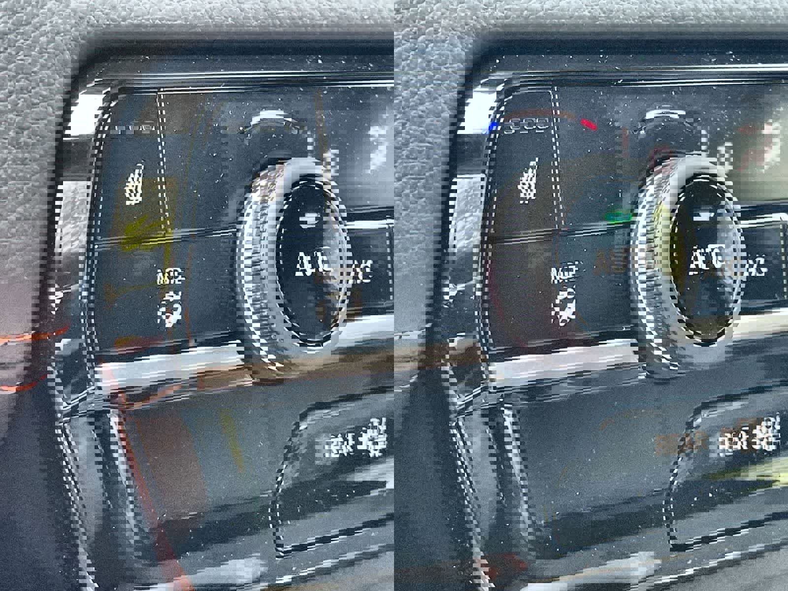 New 2026 Honda Pilot Sport image 17