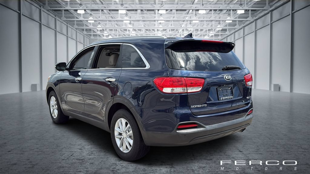 Used 2018 Kia Sorento FWD image 3
