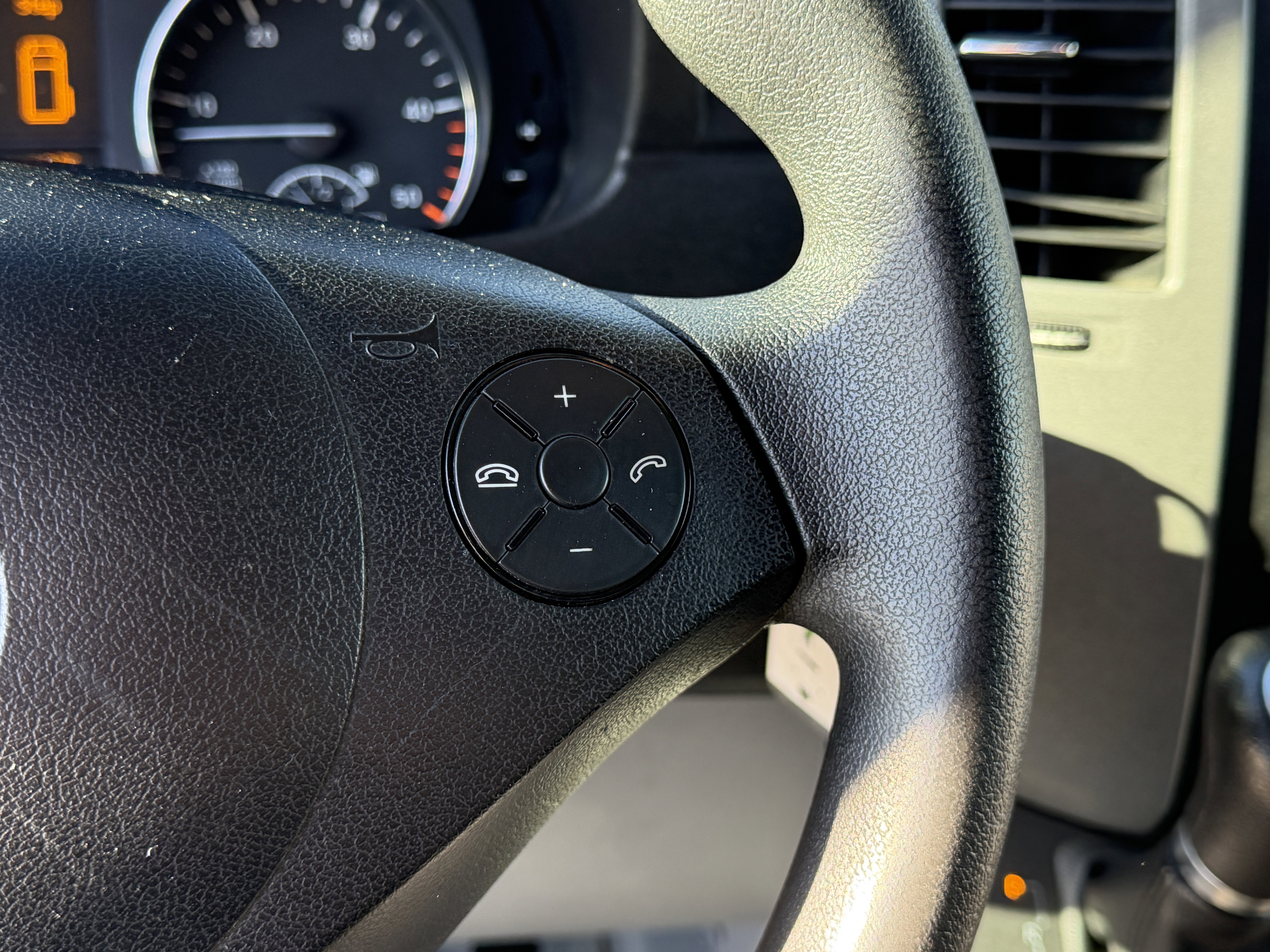 Used 2017 Mercedes-Benz Sprinter 2500 image 23