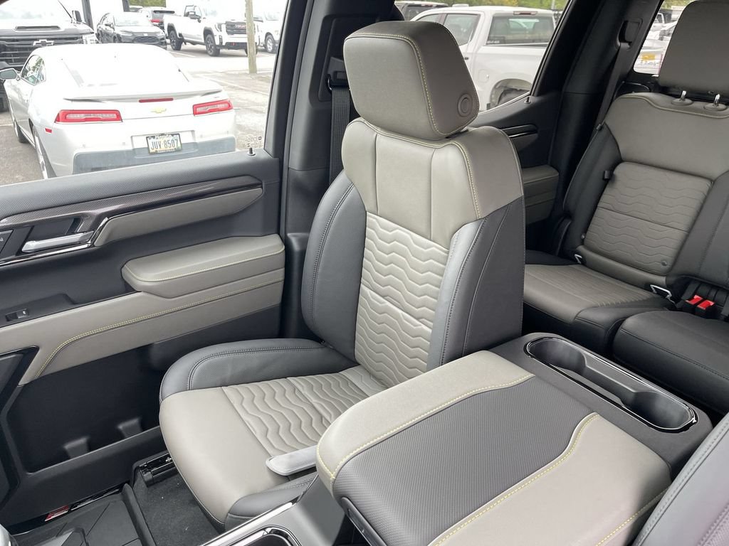 New 2026 Chevrolet Silverado 1500 ZR2 w/ LPO, Dark Essentials Package AWD/4WD image 24