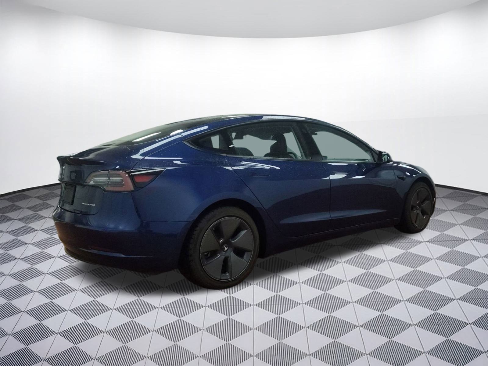 Used 2021 Tesla Model 3 Long Range image 8