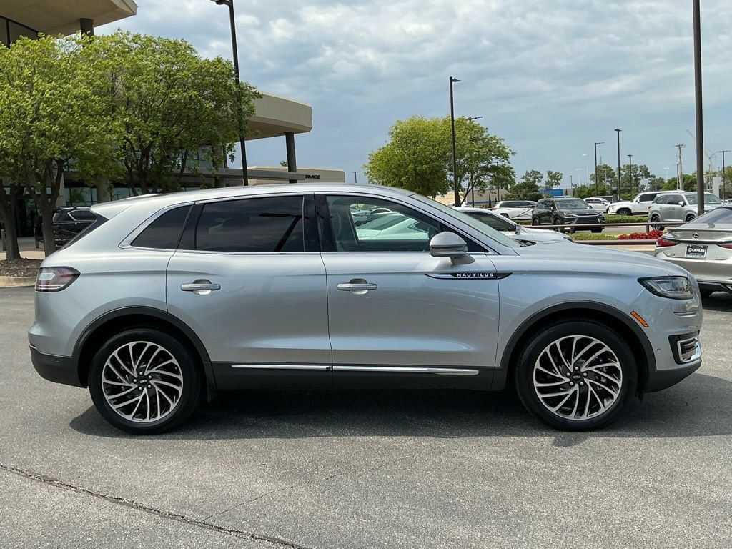 Used 2020 Lincoln Nautilus Reserve w/ Equipment Group 201A AWD/4WD image 2