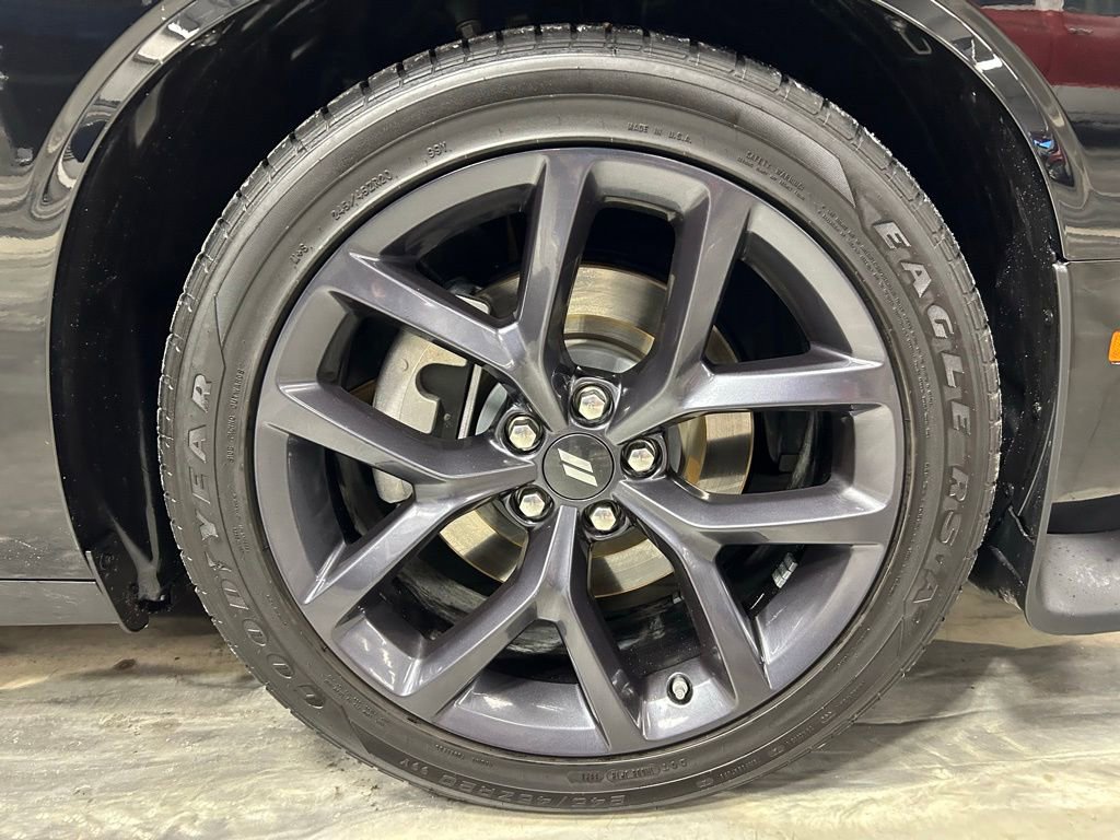 Used 2023 Dodge Challenger R/T w/ Blacktop Package image 24