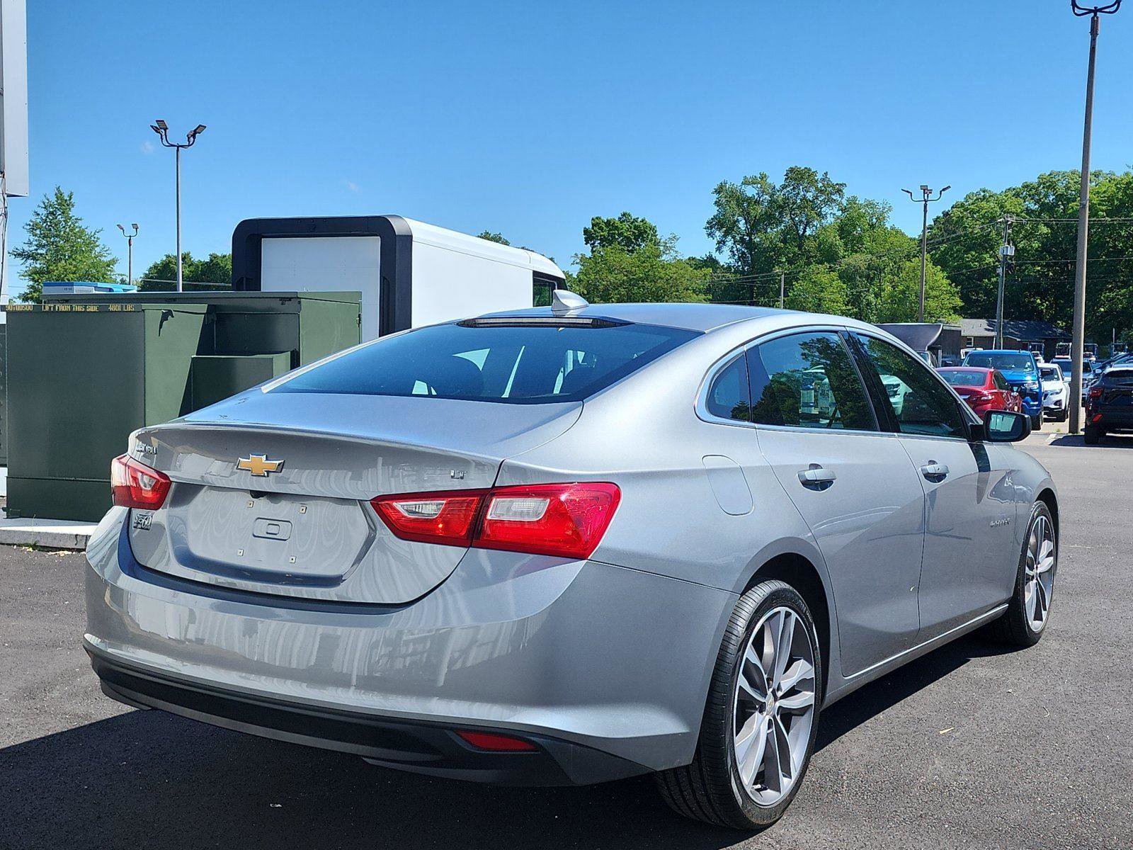 Used 2023 Chevrolet Malibu LT FWD image 5