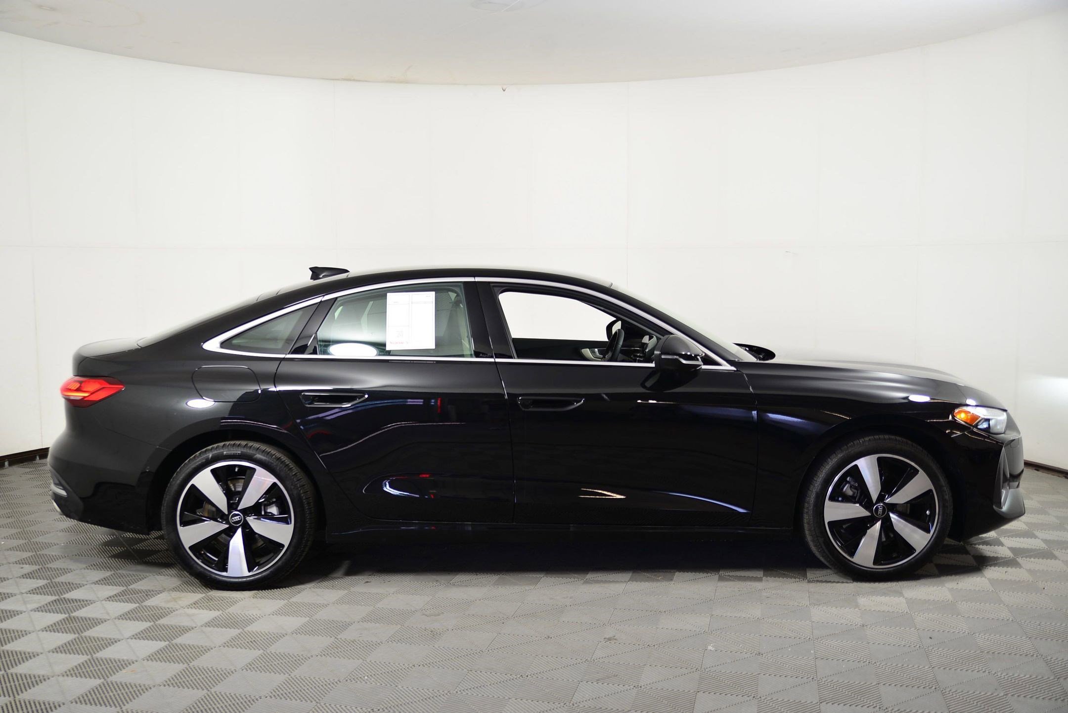 New 2025 Audi A5 2.0T Prestige image 7